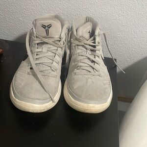 Nike women basketball shoes